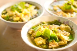 Omelet Soup (ซุปไข่น้ำ)