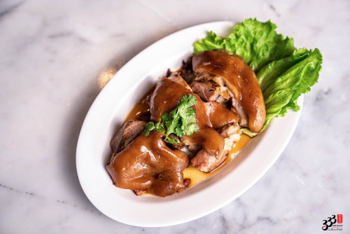 Braised Pork Trotter (M)