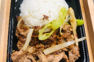ข้าวเนื้อทอด