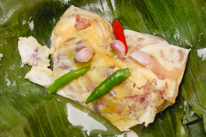 แหนมหมกไข่
