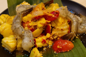 ตำผลไม้กุ้งสด