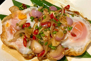 ไข่ดาวเมืองนวย
