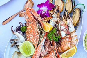 เซทรวมทะเลเผา ( Grilled Mixed Seafood )