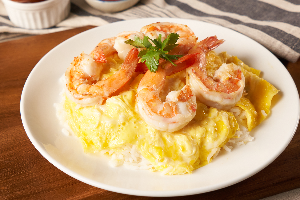 Scrambled Egg with stir-fried shrimp