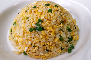 Fried rice with pork sliced
