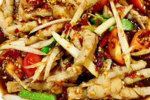 ตำตีนไก่ | Papaya Salad with Chicken Feet