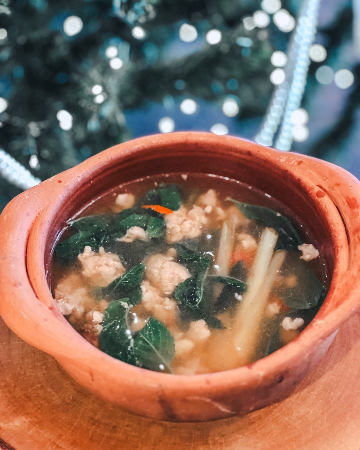 หมูสับต้มพริกใบกะเพรา