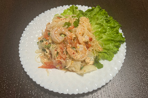 Mixed Seafood & Chicken Glass Noodle Salad