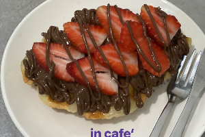 ครอฟ นูเทลล่า+สตอเบอร์รี่สด