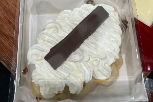 ครอฟ วิป+คิทแคท