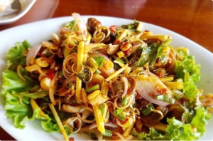 ยำหอยแครง