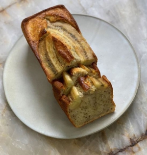 Banana cake