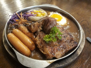 สเต็กไก่กะทะร้อน พริกไทยดำ