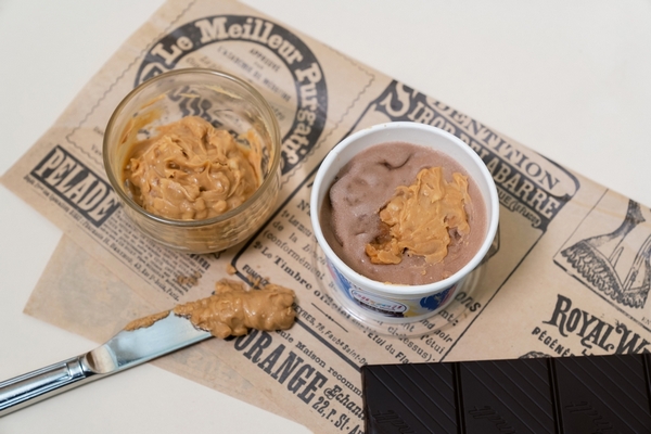 Chocolate peanut butter softcream