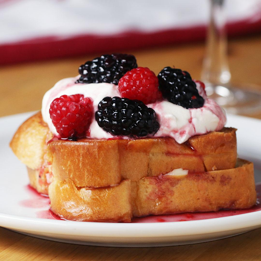 Berry Yummy Toast