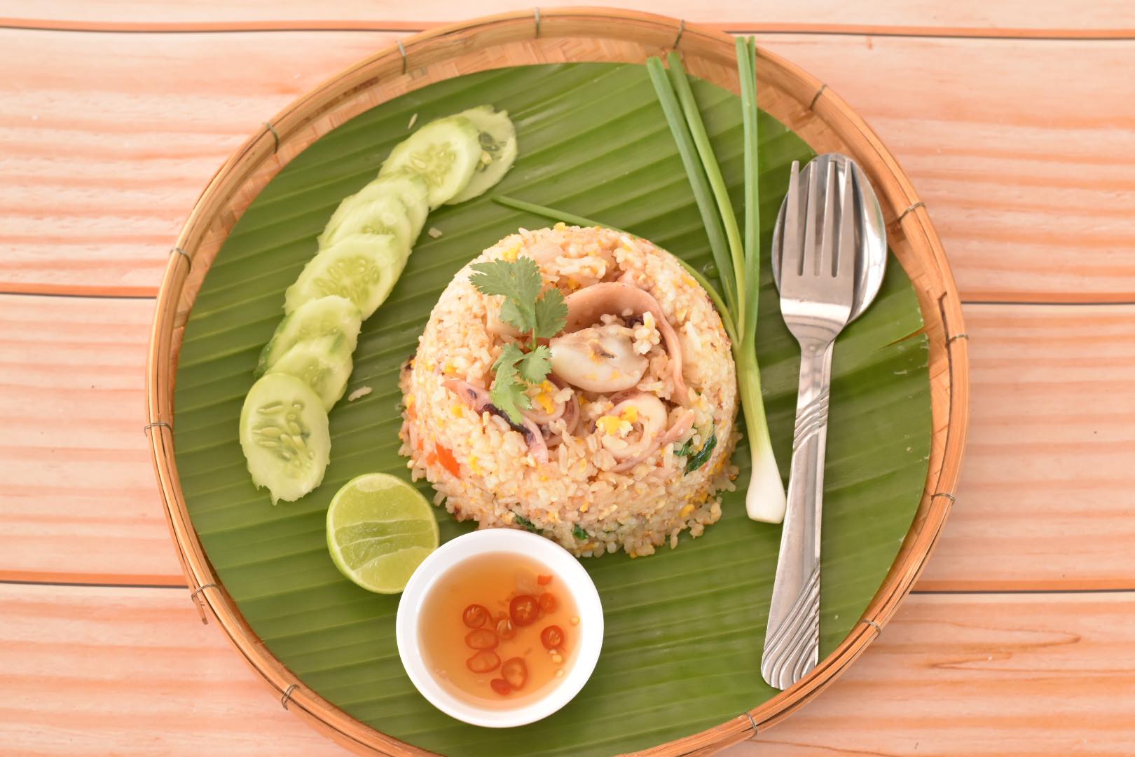 ข้าวผัดปลาหมึก