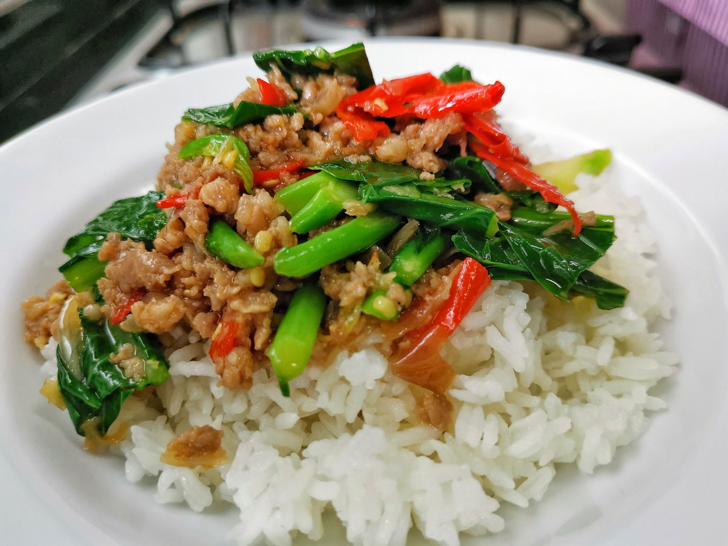 ข้าวคะน้าหมูชิ้น