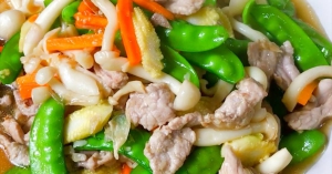 ผัดผักรวมมิตรหมู