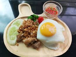 ข่าวไก่กระเทียม