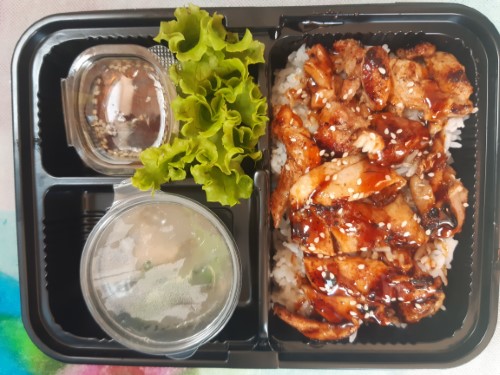 ข้าวหน้าไก่ย่างซอสเทอริยากิ