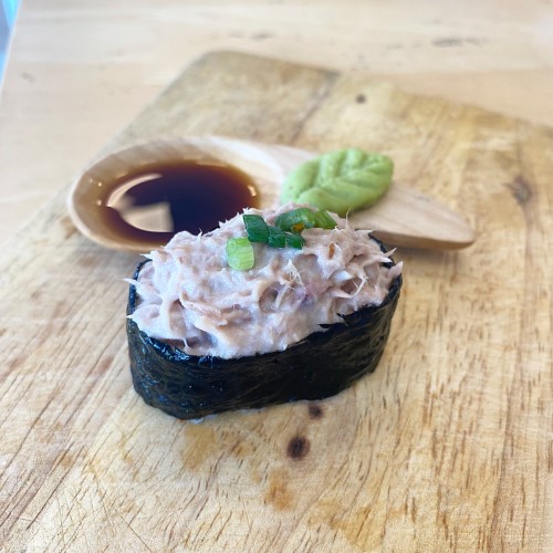 ซูชิทูน่าสลัด