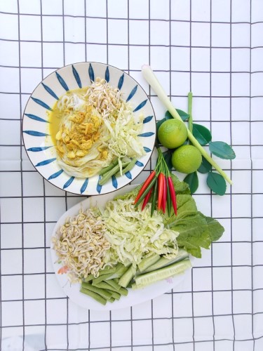 ขนมจีนน้ำยาปู 