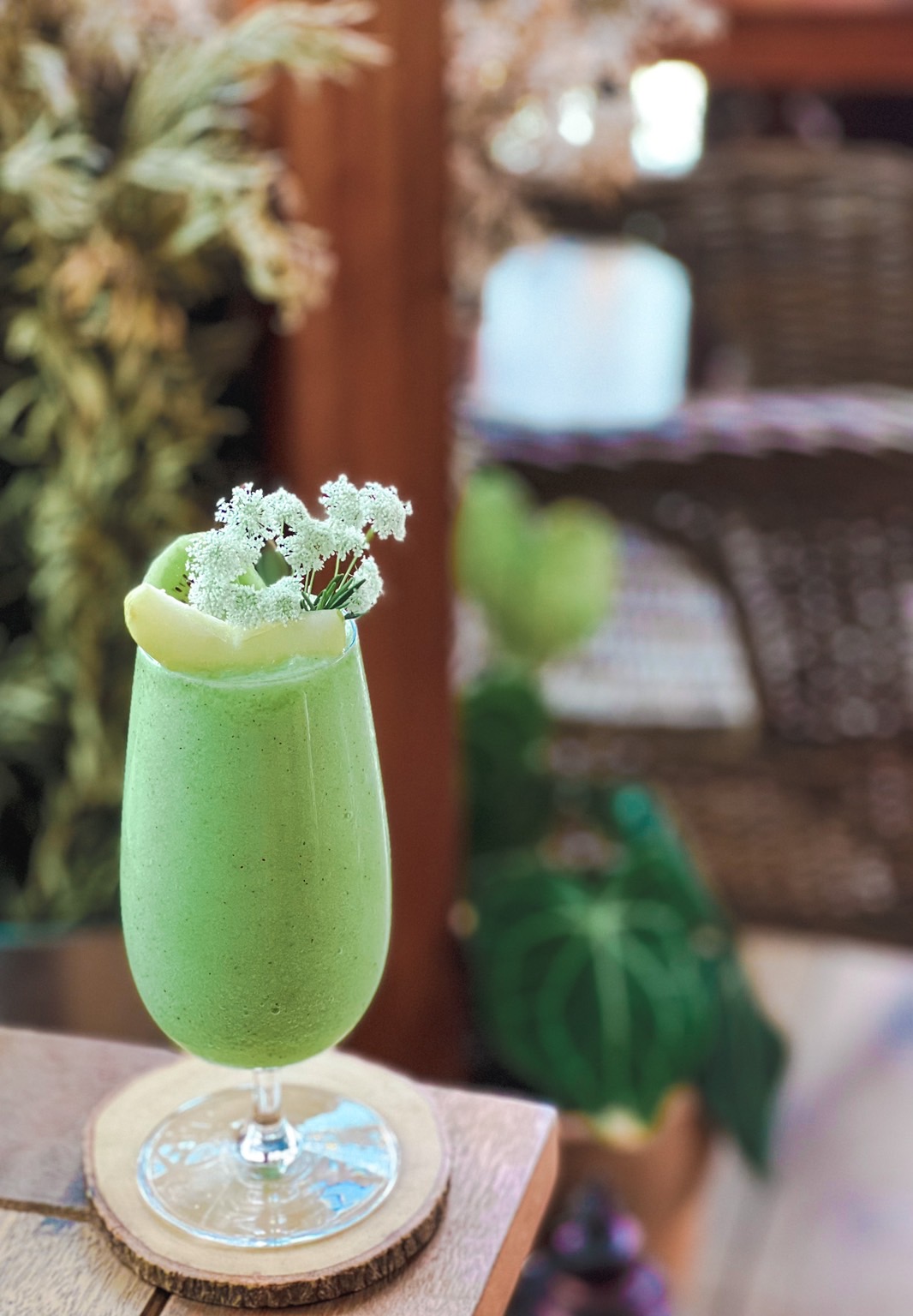 Kiwi X Apple Smoothie