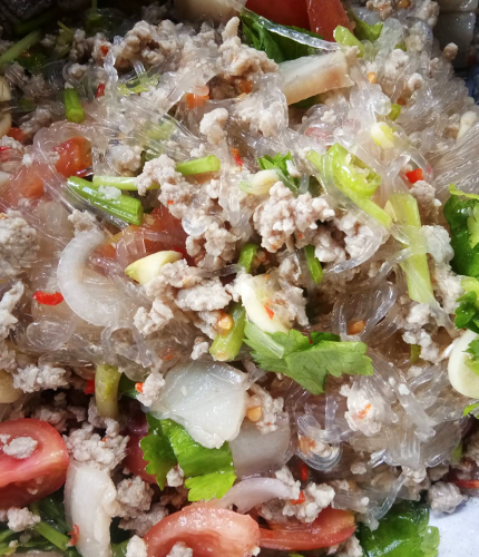 ยำวุ้นเส้น/ยำมาม่า