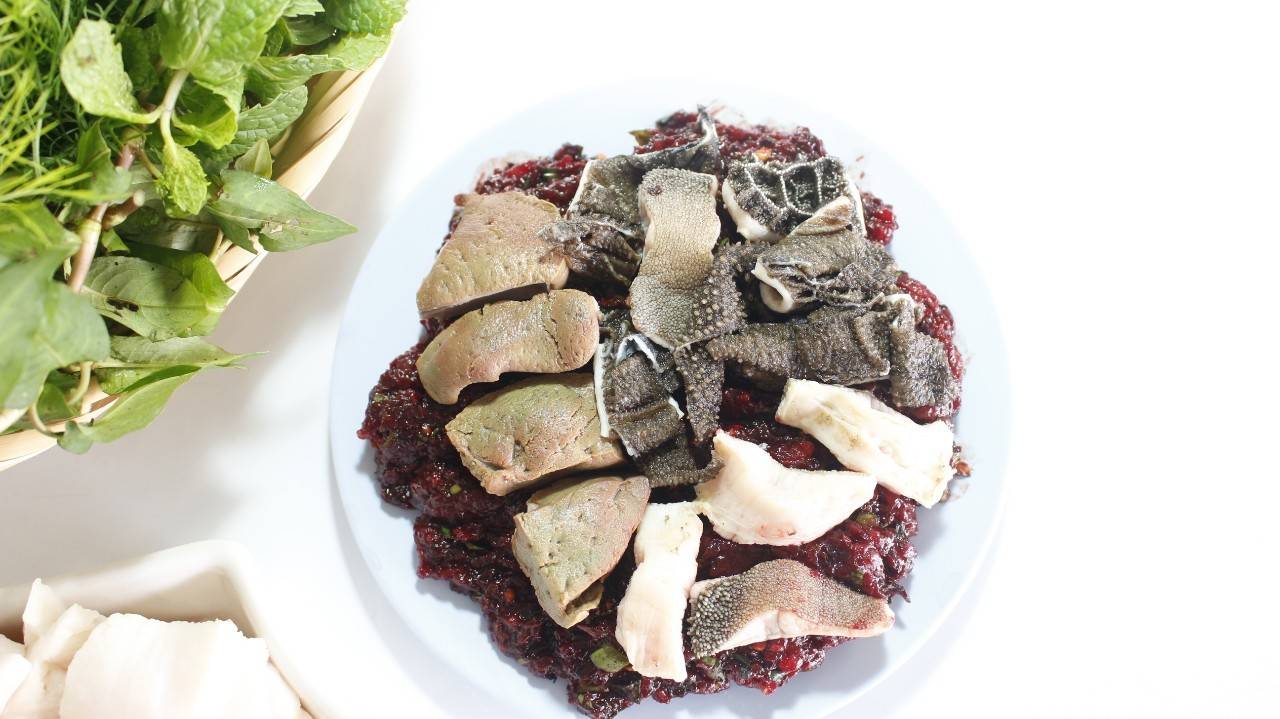 ลาบเนื้อ