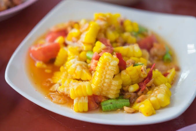 ส้มตำข้าวโพด