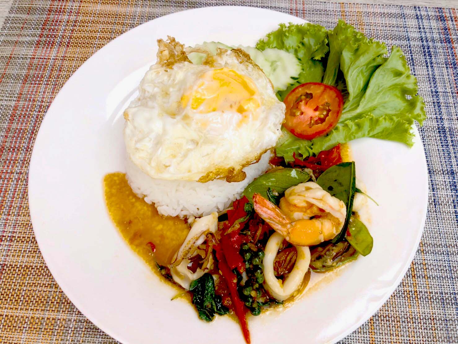 ข้าวกะเพราทะเล