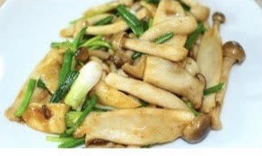 ผัดเห็ดสามสี