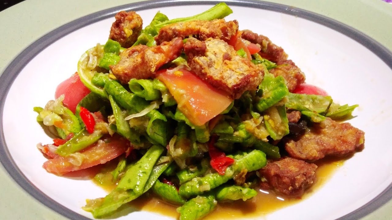 ตำถั่วหมูกรอบ