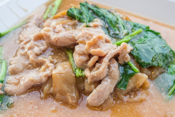 ราดหน้าหมู