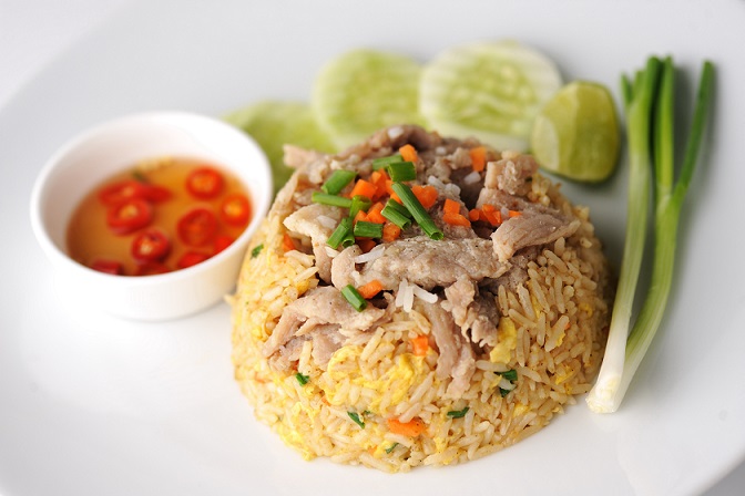 ข้าวผัดหมู