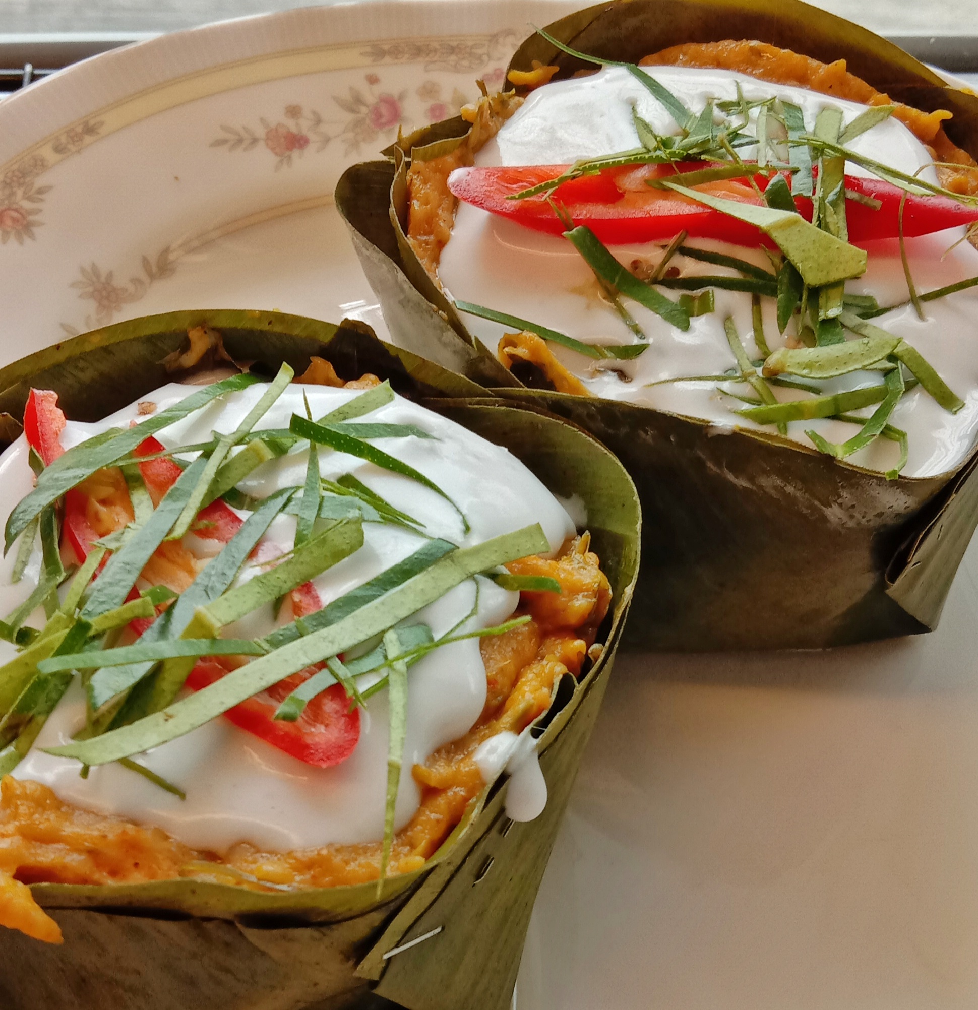 ห่อหมกใต้ ใบโหระพา