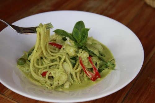 192. SPAGHETTI KEAW WAN GAI