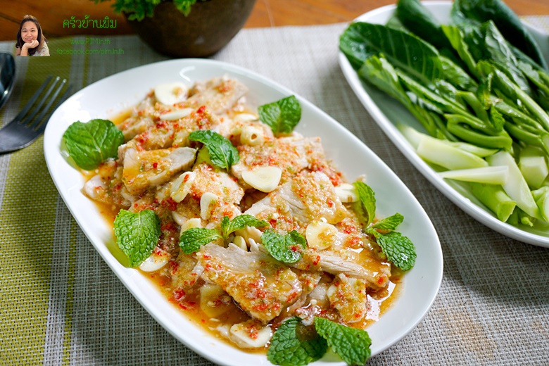 ยำหมูสะดุ้ง
