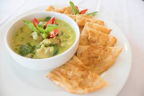 โรตีแกงเขียวหวานไก่