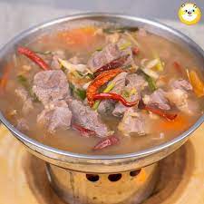ต้มแซ่บเนื้อน่องลาย (หม้อไฟ)