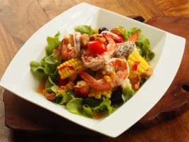 ตำผลไม้กุ้งสด