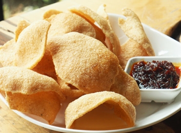 ข้าวเกรียบทอด