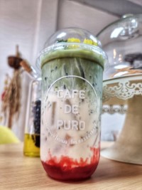 Green tea strawberry milk