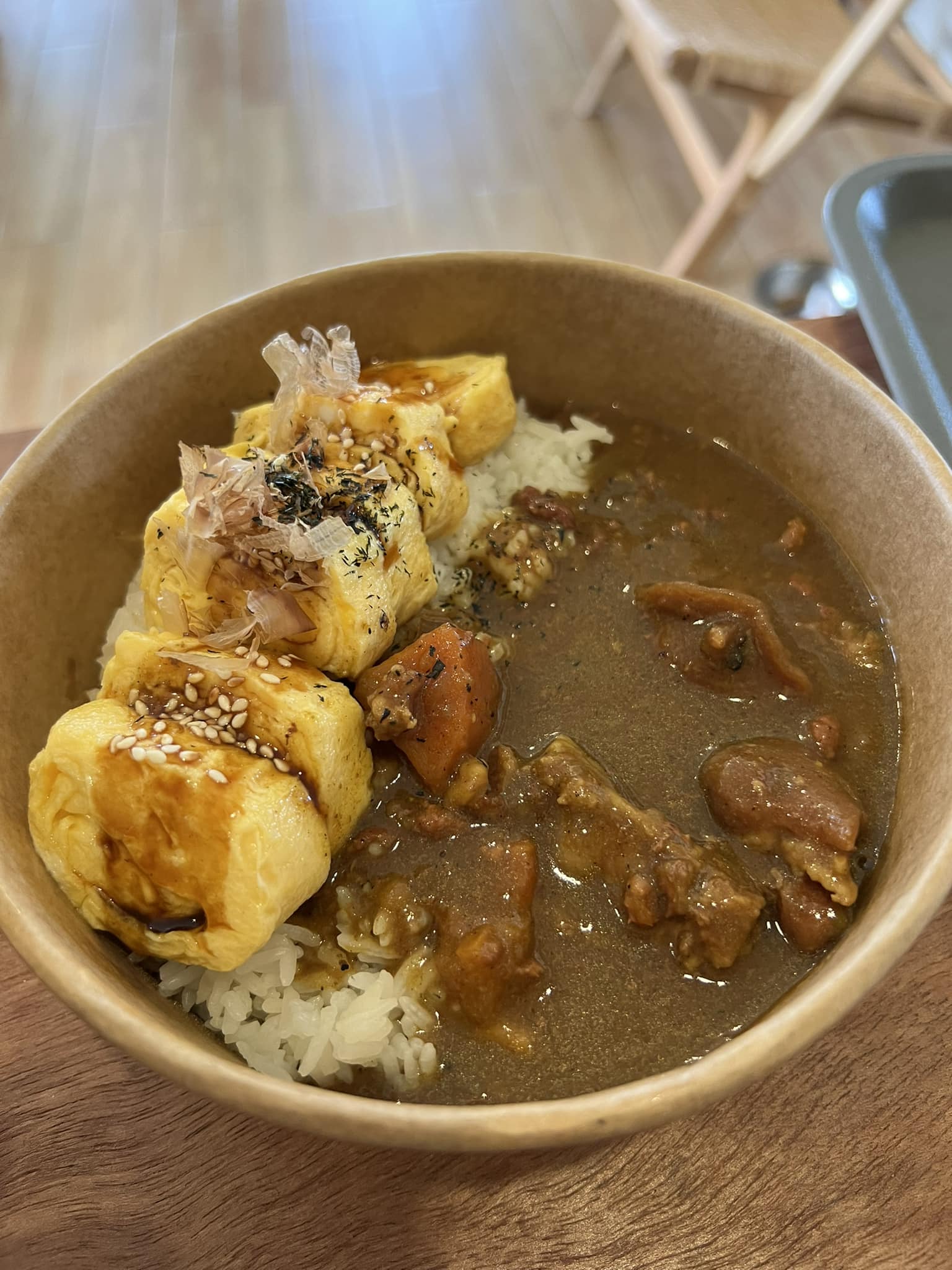 Curry Rice with Omelet (pork)