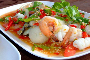 ยำรวมมิตรทะเล