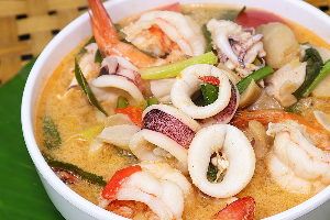 010-1 : ต้มยำรวมมิตร / Tom Yam Ruammit