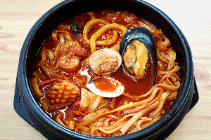 짬뽕 (Jjampong ) บะหมี่ทะเล