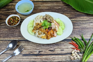 ข้าวมันไก่ผสม (เจนส์โกซัน)