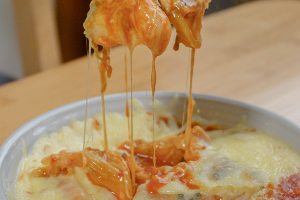 f9 - ต๊อกบกกีชีส 치즈떡뽁이 Cheese Tteokbokki