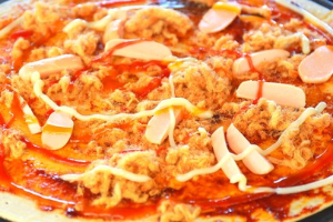 พิซซ่า ไส้กรอก ไก่หยอง